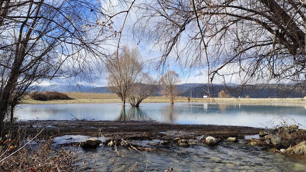 Karlar eriyor, Konya'yı besleyen göller doluyor 9